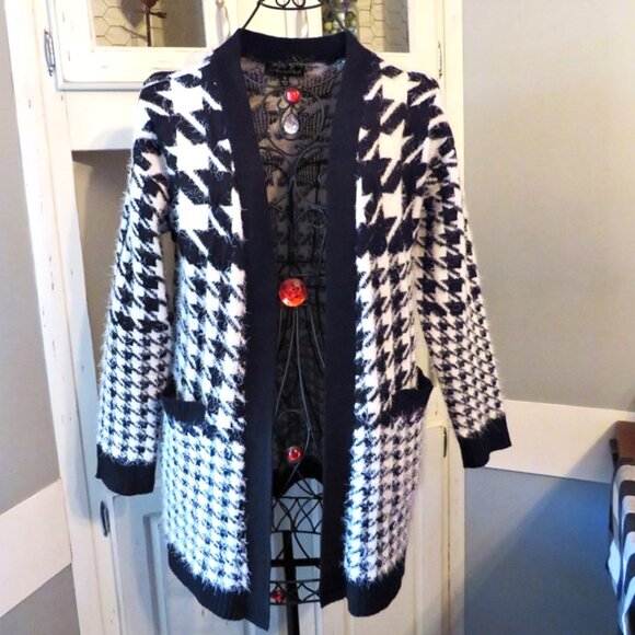Adorable Alison Andrews Houndstooth Open Front Cardigan Sweater Size Small‎ - Picture 2 of 6